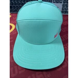 Melin Hat - Whatamelin Trenches CL - EUC Condition